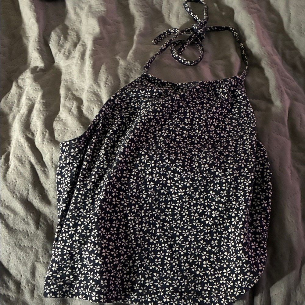 Brandy Melville navy white Floral Halter Top - Picture 4 of 4
